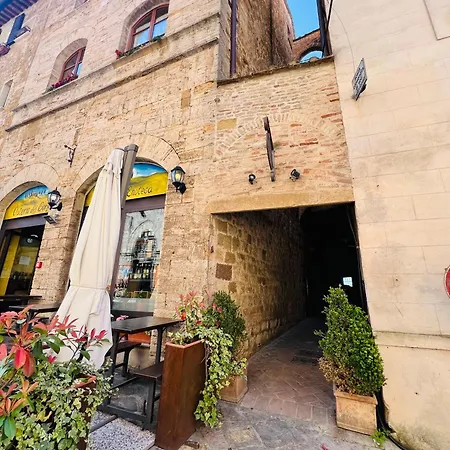 For * Montepulciano